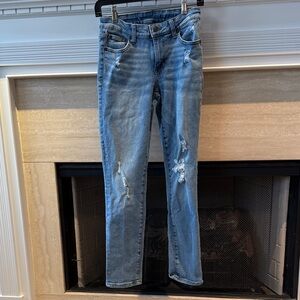 Stylish Blue Distressed Women Jeans